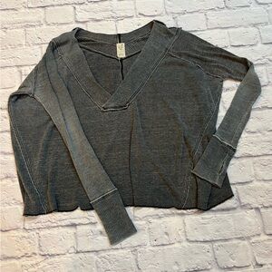 Free People ribbed long sleeve Grey fade Wash Long Sleeve oversized XS